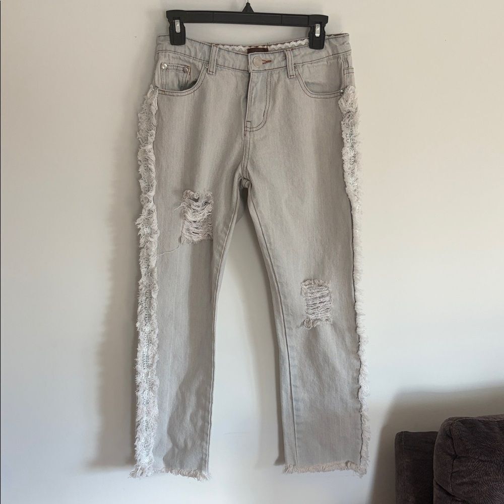 POL Women's Lace Trimmed Distressed Straight Leg Jeans Light Grey Wash Sz S